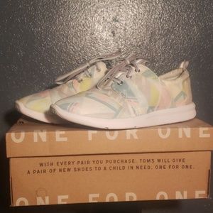 Del Rey Multi Pastel Nylon Triangles Shoes